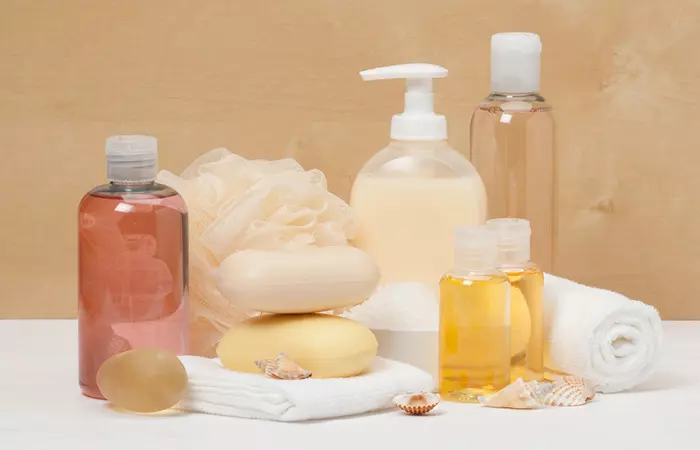 BODY WASH & CLEANSERS